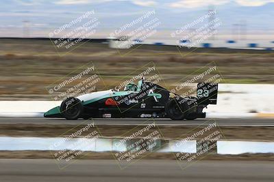 media/Nov-16-2025-CalClub SCCA (Sun) [[2975c16dfc]]/Group 5/Turn 1/